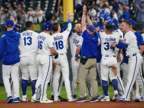 MLB》皇家魯戈連4場優質先發 小惠特再見安打退白襪收4連勝