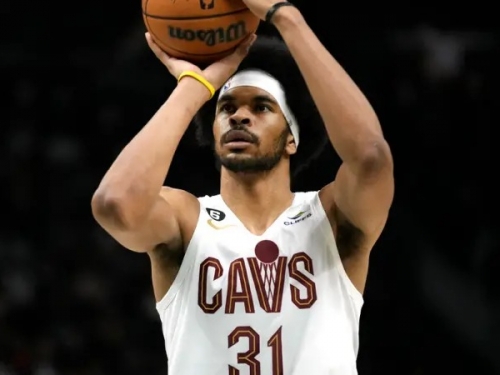 NBA》湖人、勇士都在搶他！騎士確定拆夥　「古典中鋒」要回家鄉