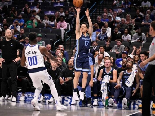 NBA》河村勇輝熱身賽首度亮相繳5分3助攻 絕妙助攻嗨翻板凳