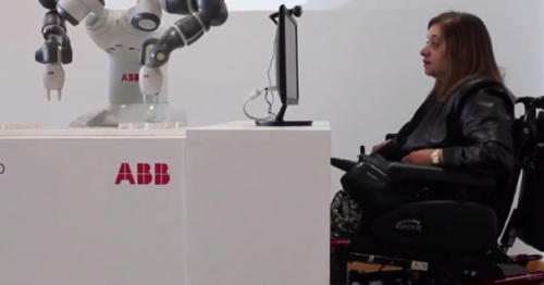 ABB 聯手 Irisbond 發明眼控機器人，讓癱瘓病人用眼睛下棋