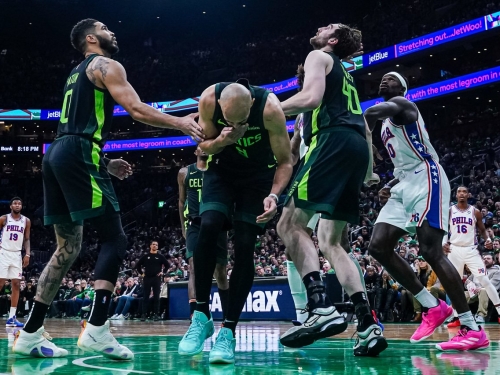 NBA／「暫時性假牙」被打飛 懷特苦笑：不該忘記看牙醫