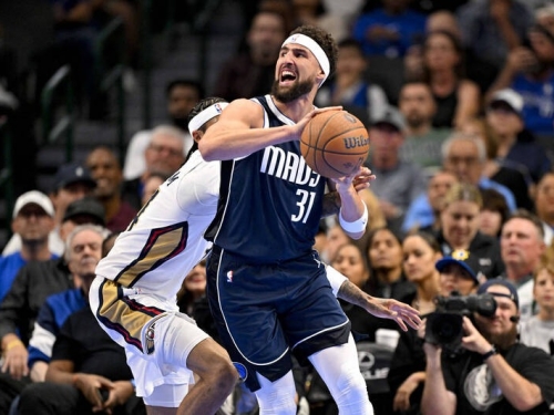 NBA》K湯飆5顆三分球拿19分 東契奇26分率獨行俠打爆鵜鶘