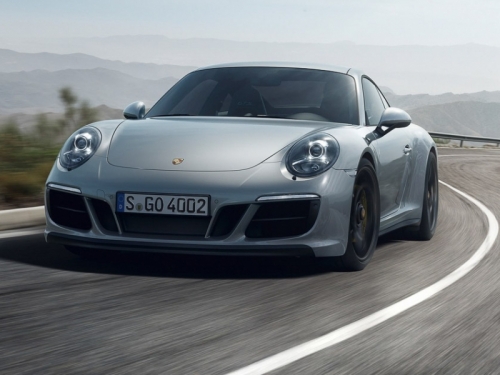 最後仍然「背棄」自然進氣引擎！Porsche 911 GTS 全面換裝 3.0 「雙渦輪」動力系統！