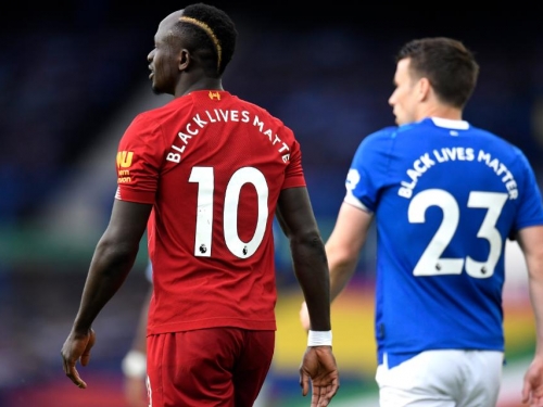 怕有人寫「Fxxk」？NBA 開放球員繡標語發聲，但只準球衣使用這29組「正面表列」字句