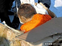 蒙古發現高僧肉身 盤坐200年不腐