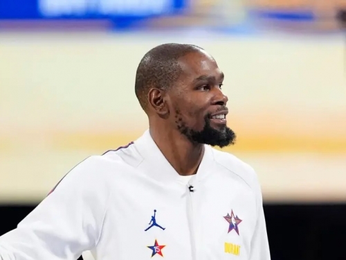 NBA》Durant重返灣區受勇士球迷盛大歡迎！KD：他們對我充滿了愛