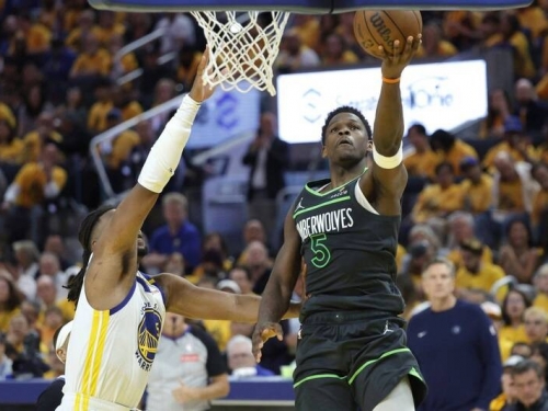 NBA季後賽》巴特勒33分無用！愛德華茲轟36分 灰狼力退勇士系列賽領先