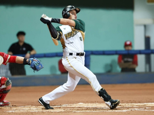 中職》吳念庭一棒為台鋼勝利定調 味全龍吞下隊史台東首敗