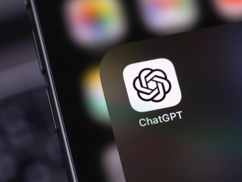 日本OL愛上ChatGPT！與AI熱戀2月「答應求婚」