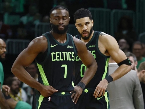 NBA》布朗右膝半月板部分撕裂 綠衫軍雙槍身陷大傷陰霾