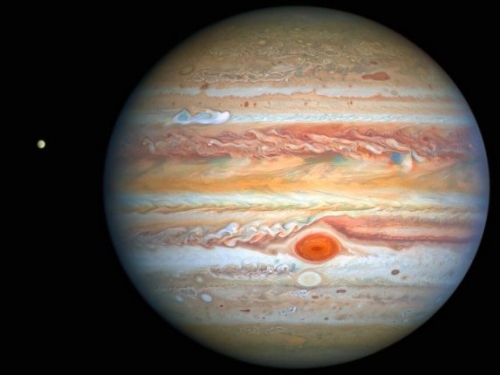 哈伯望遠鏡觀察到木星上產生了一場大風暴，足以吞噬整個地球