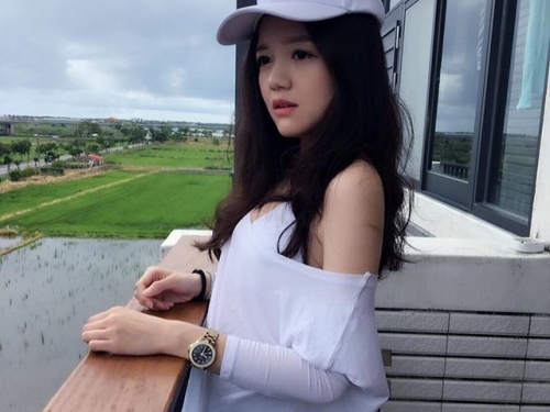 甜美「三立記者」來一發！新聞台根本都挑過啊，甜美女記者穿上比基尼身材呼之欲出！