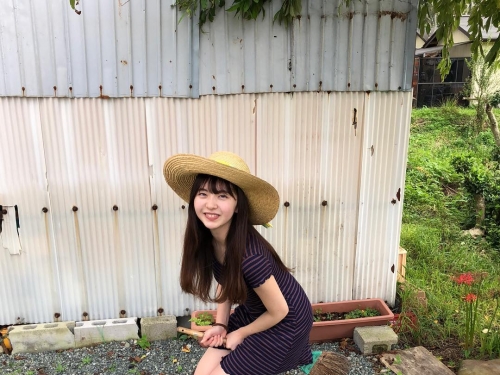 天然系女大生「まこち」甜美笑容讓網友都戀愛　少女果然是王道！