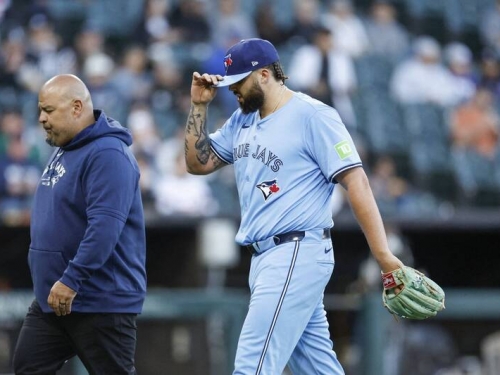 MLB》「去年我經歷了很多爛事...」失落的藍鳥王牌UCL受傷整季報銷