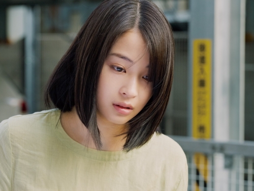 「國民妹妹」主演！《流浪之月》改編同名暢銷小說　廣瀨鈴獻上「膝枕」超甜蜜！