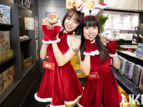 今年陣容最豪華的「一日店長」活動落幕啦！超過 20 位 JKF 女郎狂送福利掀人潮