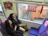 東京電車設置『情人節親密座位』不是現充的可憐蟲沒資格坐下？