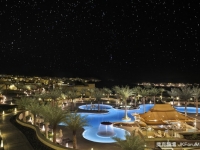 來去沙漠住一晚！5家遠離塵世的旅店