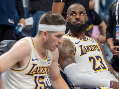 NBA季後賽》累！湖人只用5人打完下半場 詹姆斯上場46分鐘末節拿0分