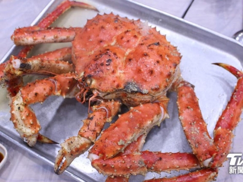 超豪華！日本小六生畢業前爽吃「螃蟹午餐」 學童初體驗：很難