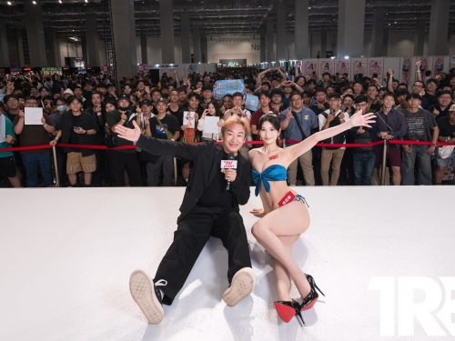 最強本格派美少女「本庄鈴」高挑纖細有美乳！親切合照福利送滿！