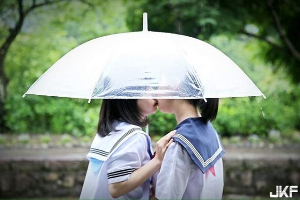 《百合女高中生》放課後回家的路上是只有我們的兩人世界