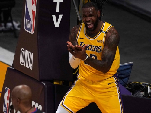 NBA》史上第一人！ 詹皇未退役總收入破10億美元