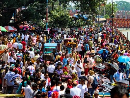 全球人口 11 月突破 80 億！印度人口明年將超越中國