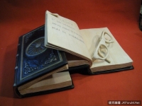 超實感木質雕刻書，貞子又多個通道了