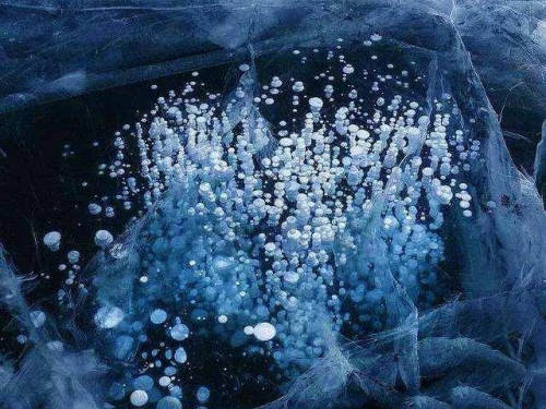 西伯利亞鼓起七千多個氣泡，科學家十分震驚