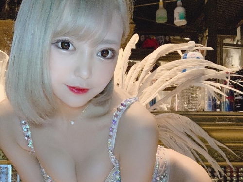 精靈系「正妹護理師」Rio不務正業　改當性感Dancer稱霸舞台