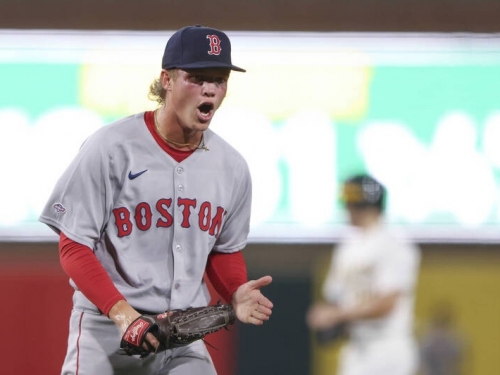 MLB》菜鳥厄利初登板飆11K平隊史紀錄 紅襪與洋基沒有勝差了！