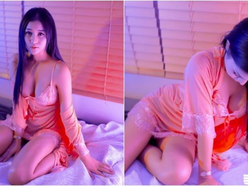女友在家傳遍遍！「爆乳薄紗」等你回家，渾圓酥胸一躺下就溢出來啊！