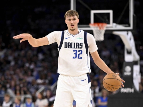 NBA熱身賽》狀元「旗子哥」首秀打14分鐘拿10分 獨行俠宰雷霆