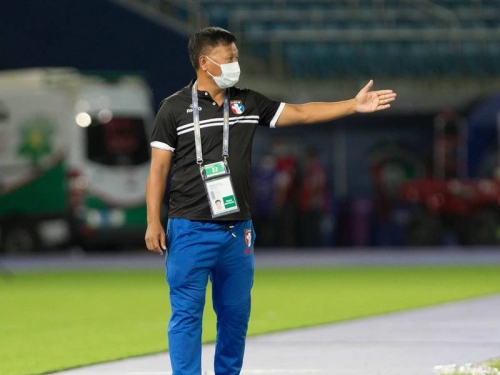 足球》無預警遭開除後 台灣男足總教練反擊了