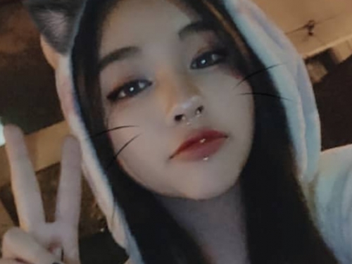 小周子瑜黑化啦！18歲開葷嚐禁果　手滑PO出與男友私密床照遭網友瘋傳