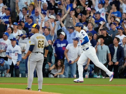 國聯冠軍賽》大谷翔平敲188公里怪力彈 馬恩西直呼沒看過飛這麼遠...