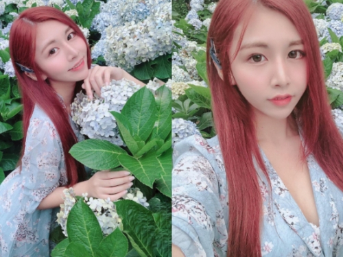 人比花嬌！１５０公分小隻馬「念念」嬌小玲瓏惹人愛，凹凸美體露出隱隱辣氣！