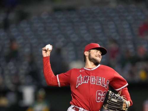MLB》隊史第2人！兩年小聯盟只出賽8場 天使新星初登板好投寫紀錄