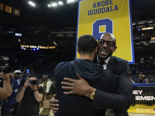 NBA》勇士王朝功臣伊戈達拉 9號球衣正式引退