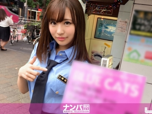 21歲超風騷小女警！用翹臀招攬生意，逮捕後馬上來場「猛烈懲罰」！