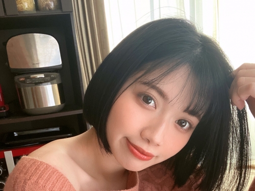 巨乳學姊「石原希望」幫我破處？親身性愛教學受不了啦！