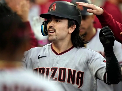 MLB》終於突破二年級生症候群？Carroll近兩個月表現止跌回升