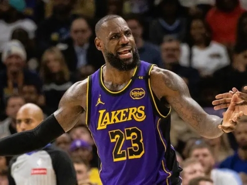 NBA》LeBron James寫下超狂「鐵人」里程碑！湖人紀錄夜卻被擊潰
