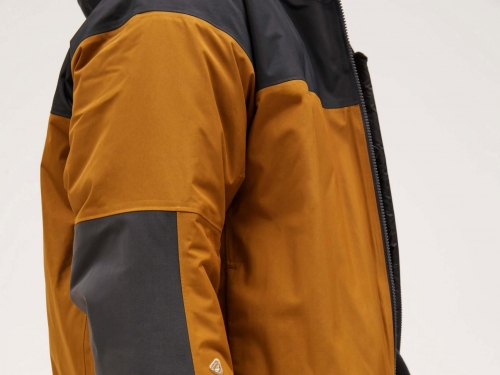 防風防水！冬季抗寒必備Nike ACG系列強勢回歸，全新GORE-TEX戶外鞋款夜間還會發光