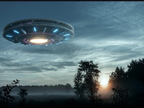 研究：1950年代天文照片中發現UFO