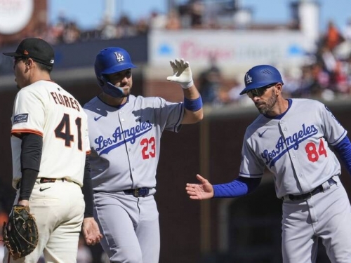 MLB》打擊率睽違148天重回2成！道奇5億康佛托猛打賞讓主帥很開心