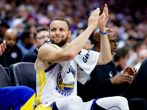 NBA》柯瑞並肩詹皇、杜蘭特 生涯700場單場至少20分寫紀錄！