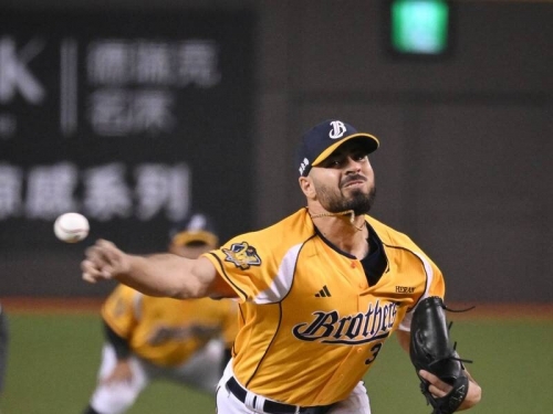 中職》「洋側投」黃博多K翻富邦右打陣 金控大戰中信勝出