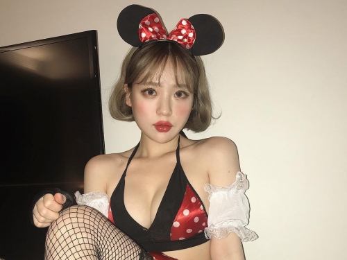 韓國「童顏巨乳DJ」박지연身材開外掛　每一張照片都用胸部填好填滿